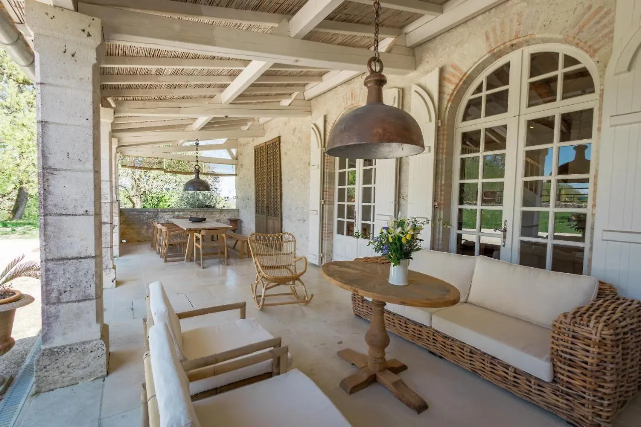 Gite Du Domaine De Roujol Brassac  Casa de Férias